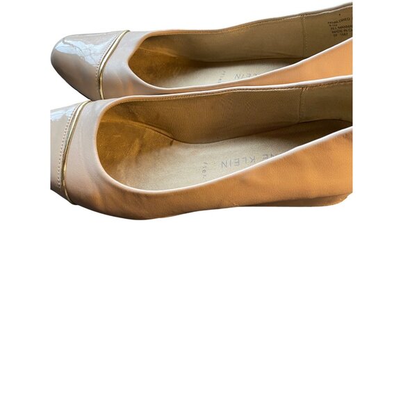 Anne Klein Womens Beige Cap Toe Slip-On Flats Size 9M - Picture 2 of 6